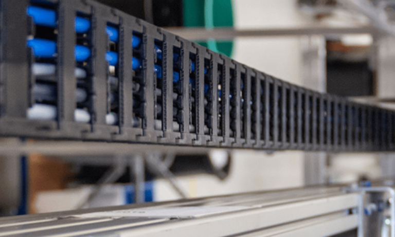 Las Cadenas Portacables son una inversión inteligente para cualquier empresa