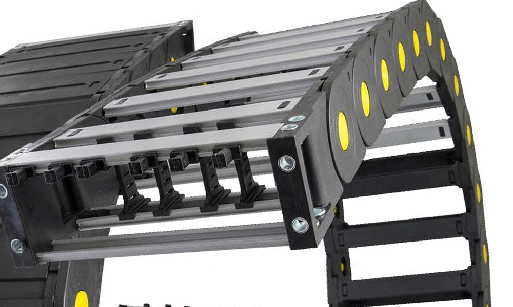 Cadenas Portacables Híbridas: La Fusión Perfecta para la Gestión de Energía, Datos y Fluidos